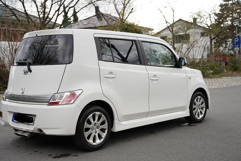 Gebraucht Daihatsu Materia 103 PS (75 kW) 2008 Weiß Van / Kleinbus