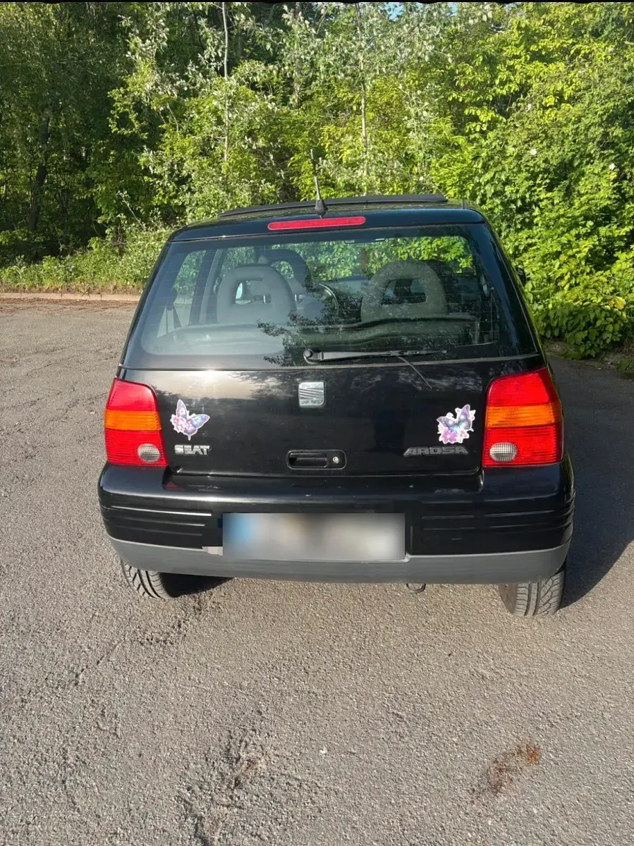 Używany Seat Arosa 50 KM (36 kW) 1998 Czarny Hatchback