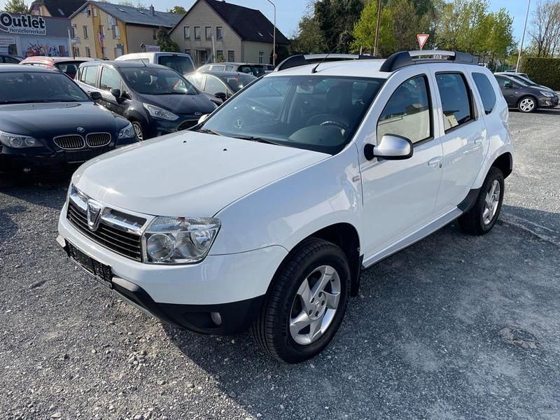 Weiß Gebraucht 2012 Dacia Duster Prestige SUV | 6.900 € (Etwas zu teuer) - Bild 1/4