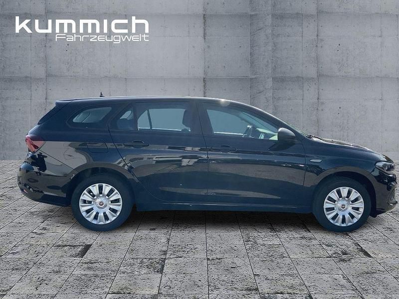 Gebraucht Fiat Tipo Life 131 PS (96 kW) 2024 Schwarz Kombi