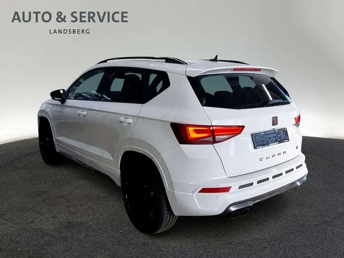 Neu Cupra Ateca VZ3 300 PS (220 kW) 2026 "nevada" weiss SUV