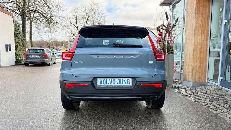 Gebraucht Volvo XC40 Core 169 kW (231 PS) 2022 Thunder grey SUV