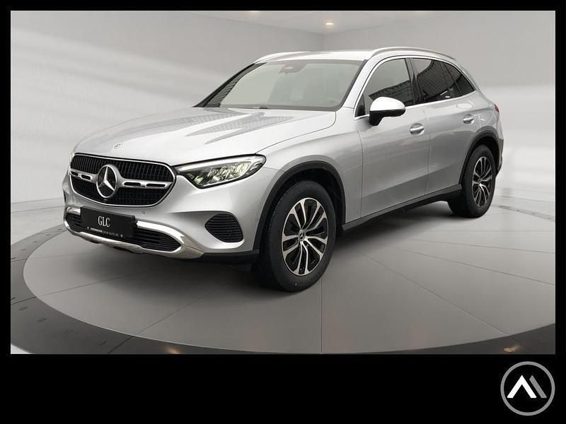 Silber Gebraucht 2025 Mercedes GLC200 Avantgarde SUV | 53.459 € (Superpreis) - Bild 1/4