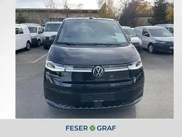 Deep black perleffekt Gebraucht 2023 VW Multivan Van | 52.450 € (Fairer Preis) - Bild 1/4