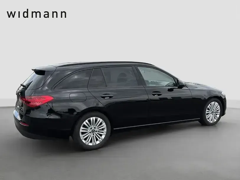 Gebraucht Mercedes C200 163 PS (119 kW) 2023 Schwarz Kombi