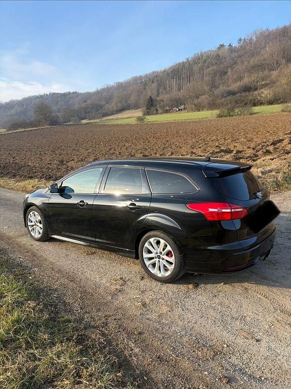 Gebraucht Ford Focus ST 250 PS (183 kW) 2016 Schwarz Kombi