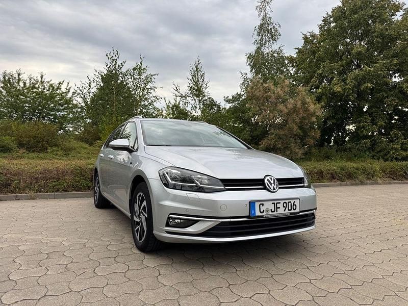 Silber Gebraucht 2019 VW Golf VII Join Kombi | 12.480 € (Fairer Preis) - Bild 1/4
