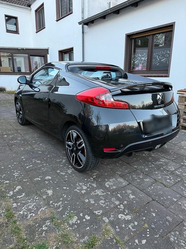 Second-hand Renault Wind 100 CP (73 kW) 2011 Negru Cabrio