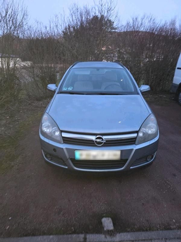 Gebraucht Opel Astra 90 PS (66 kW) 2006 Silber Kombi