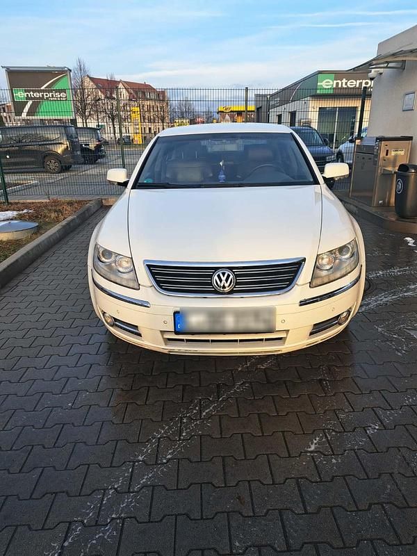 Weiß Gebraucht 2008 VW Phaeton Limousine | 3.300 € (Fairer Preis) - Bild 1/4
