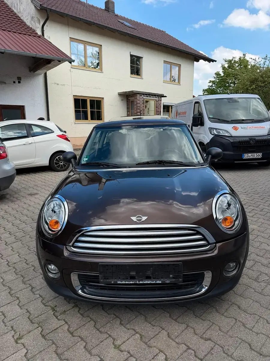 Używany Mini Cooper 75 KM (55 kW) 2011 Brązowy Hatchback
