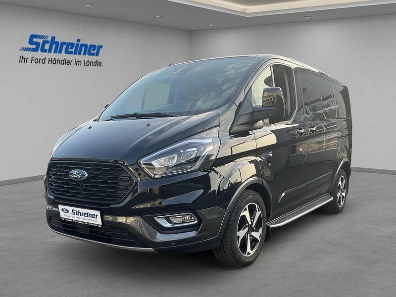 Gebraucht Ford Tourneo 185 PS (136 kW) 2022 Schwarz Kombi