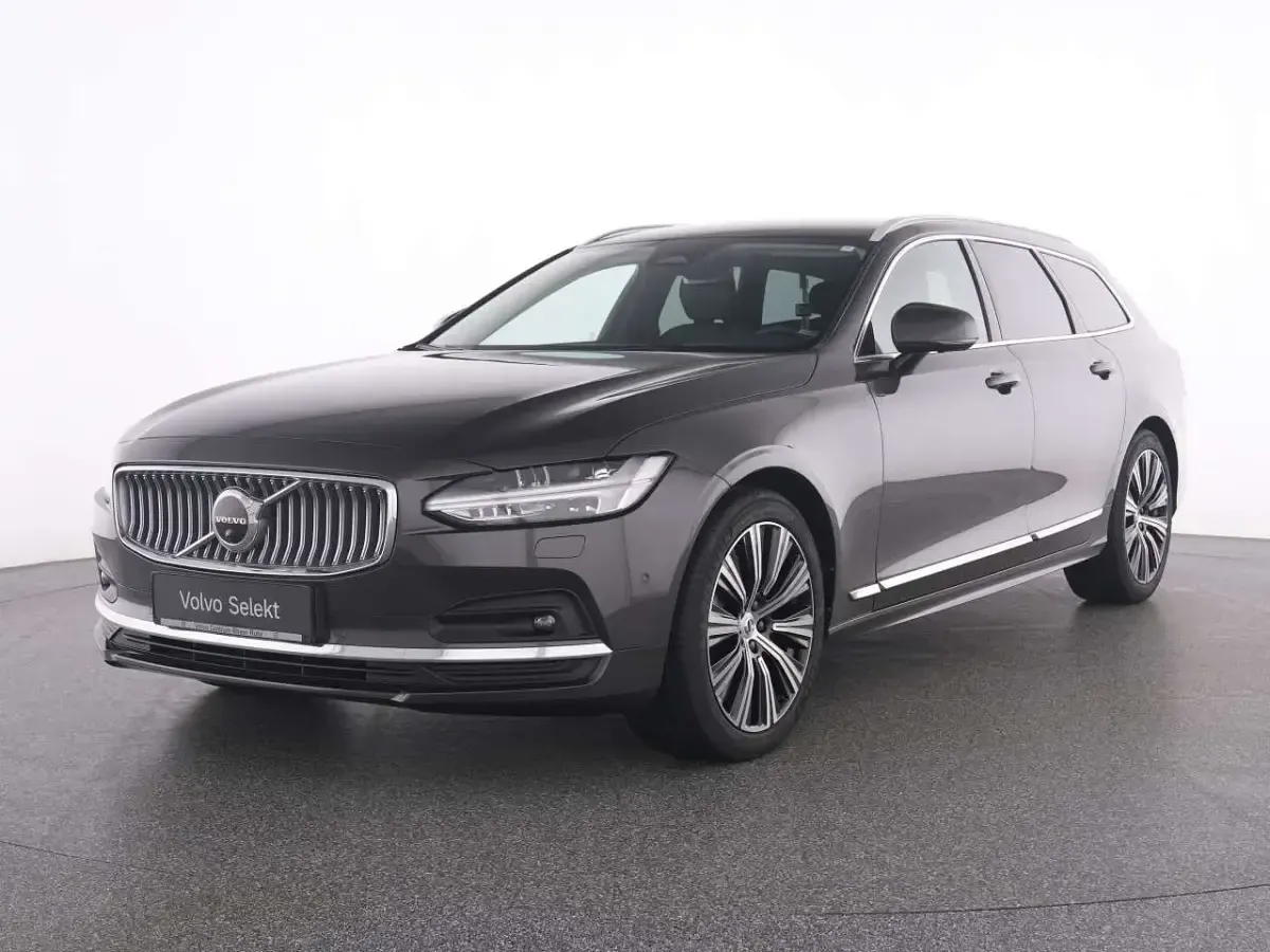 Gebraucht Volvo V90 Plus 197 PS (144 kW) 2023 Platinum grey / metallic Kombi