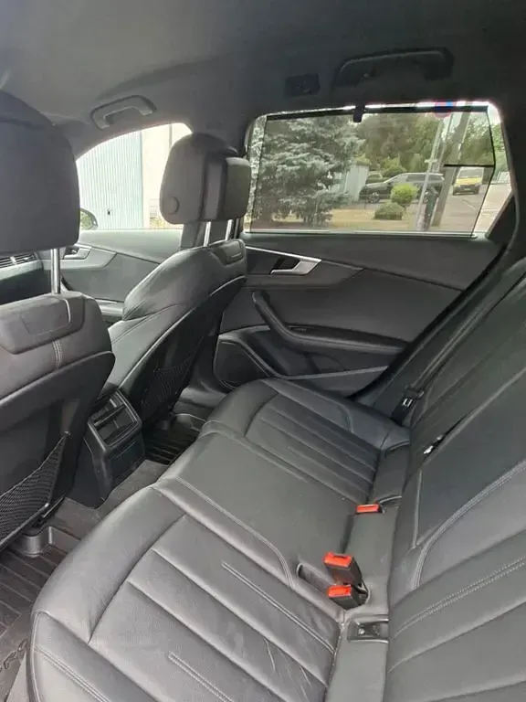 Gebraucht Audi A4 Sport 218 PS (160 kW) 2016 Schwarz Kombi