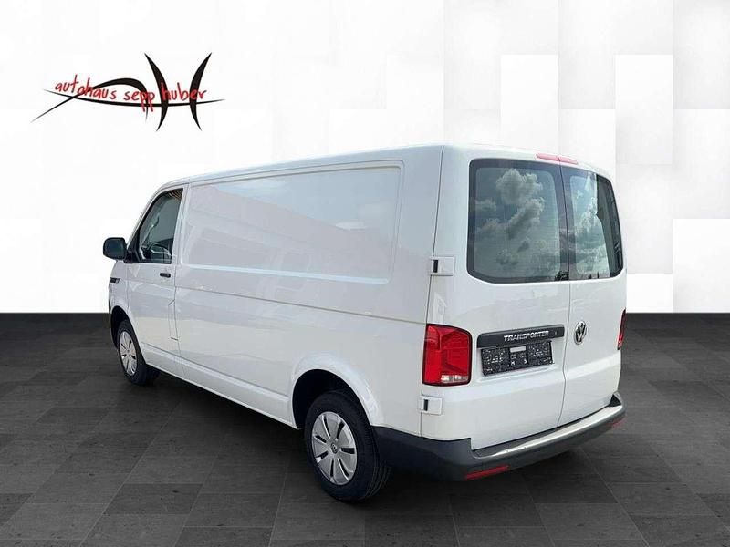 Gebraucht VW T6.1 150 PS (110 kW) 2024 Candyweiß Van