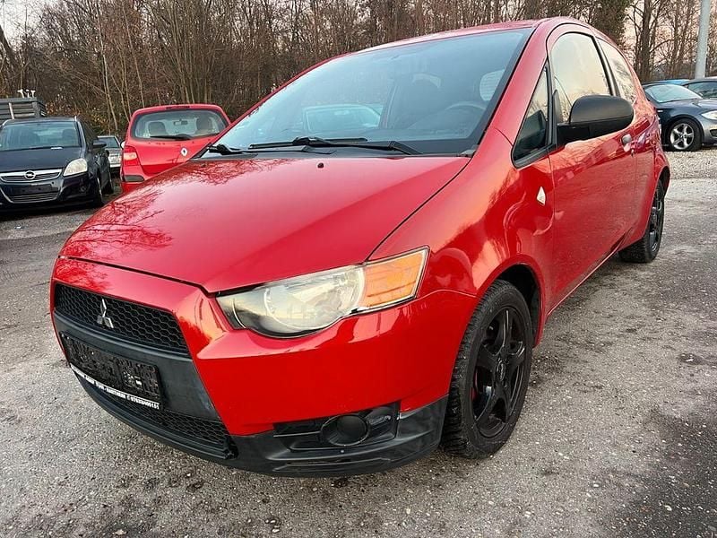 Rot Gebraucht 2009 Mitsubishi Colt Inform Kleinwagen | 2.500 € (Fairer Preis) - Bild 1/4