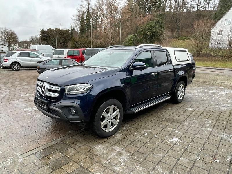 Gebraucht Mercedes X250 Edition 190 PS (139 kW) 2018 Blau Abholung