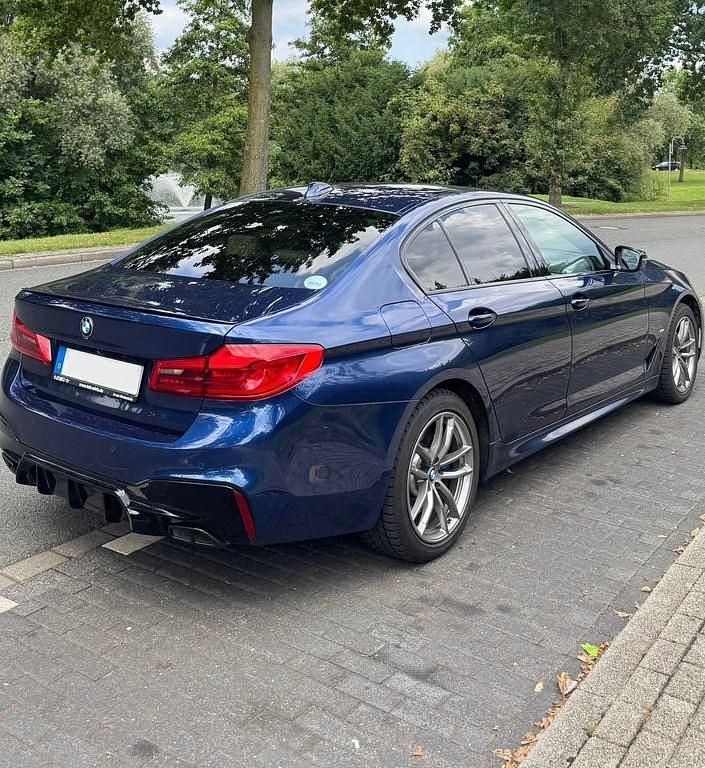 Gebraucht BMW 530e iPerformance 252 PS (185 kW) 2019 Blau Limousine