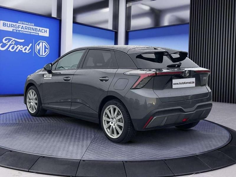 Gebraucht MG MG4 EV Luxury 150 kW (204 PS) 2024 Andes grey Kleinwagen