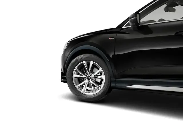 Gebraucht Audi Q3 Sportback Design 150 PS (110 kW) 2025 Mythosschwarz metallic SUV