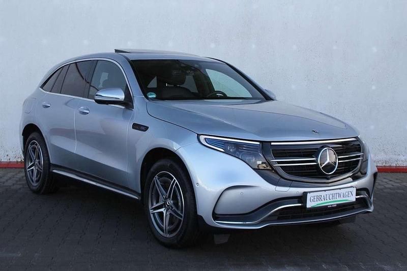Hightech silber metallic 922u Gebraucht 2022 Mercedes EQC400 AMG line SUV | 30.390 € (Superpreis) - Bild 1/4