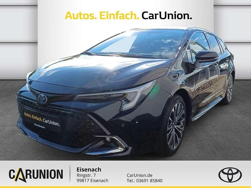 Gebraucht Toyota Corolla Team 140 PS (102 kW) 2023 Black mica / ink Kombi