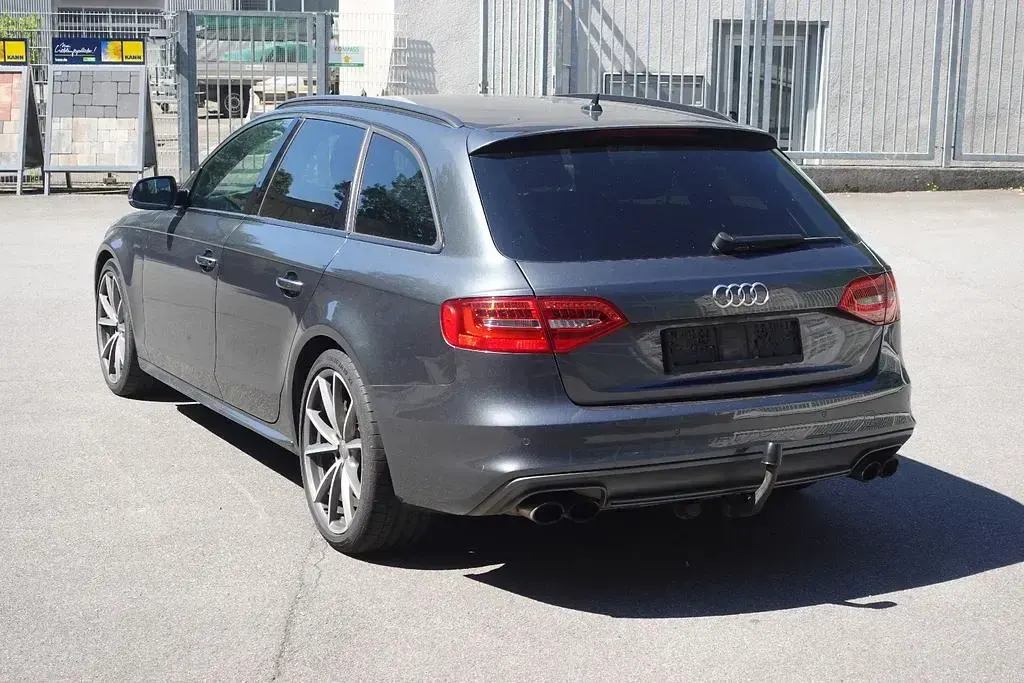 Gebraucht Audi S4 Design 333 PS (244 kW) 2014 Daytonagrau perleffekt (metallic) Kombi