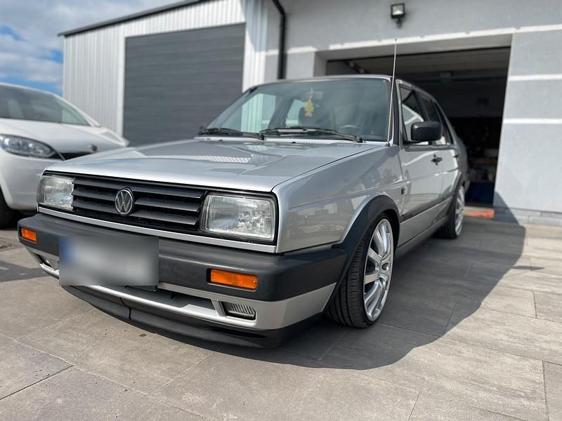 Gebraucht VW Jetta 90 PS (66 kW) 1991 Silber Limousine