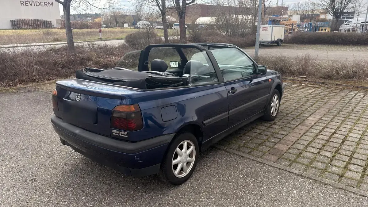 Gebraucht VW Golf 115 PS (84 kW) 1993 Blau Cabrio