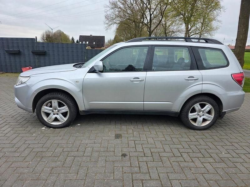 Occasion Subaru Forester 150 ch (110 kW) 2011 Argent SUV