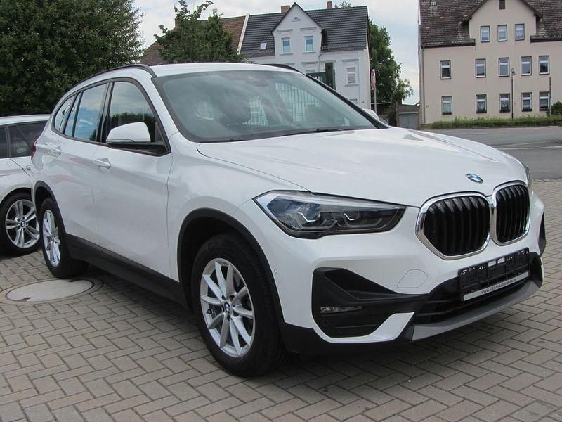 Gebraucht BMW X1 Advantage 140 PS (102 kW) 2020 Weiß SUV