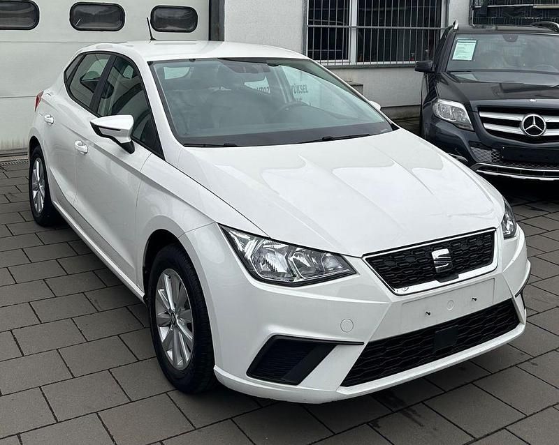 Weiß Gebraucht 2020 Seat Ibiza Style Limousine | 9.500 € (Guter Preis) - Bild 1/4