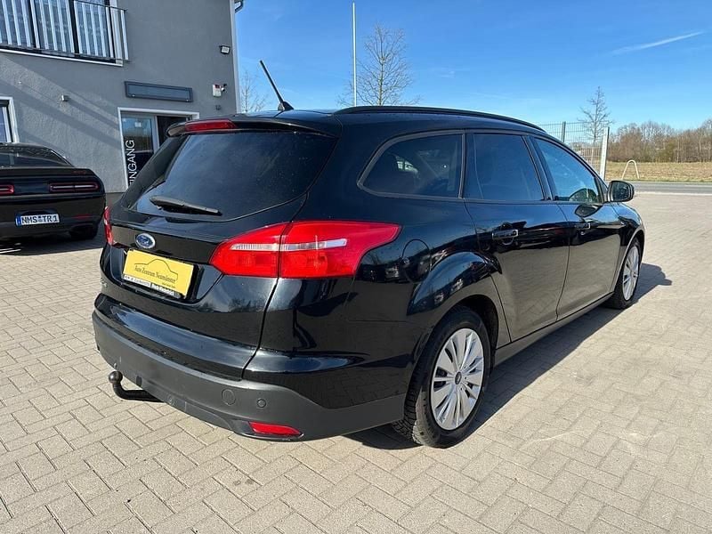 Gebraucht Ford Focus Business Edition 120 PS (88 kW) 2017 Schwarz Kombi
