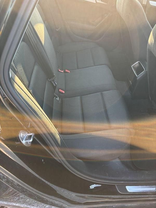 Gebraucht Audi A4 Attraction 150 PS (110 kW) 2015 Schwarz Limousine