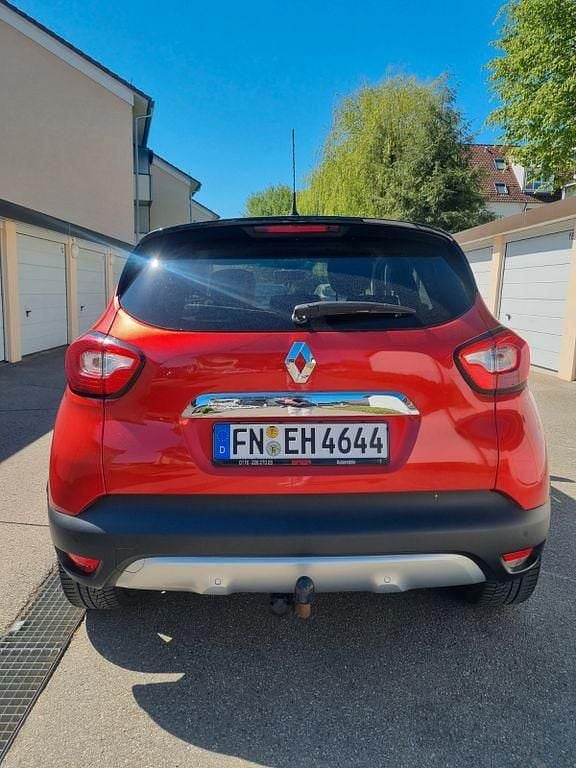 Second-hand Renault Captur 120 CP (88 kW) 2014 Roșu SUV