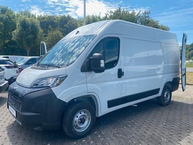 Weiß Neu 2025 Peugeot Boxer Van | 31.815 € (Fairer Preis) - Bild 1/4