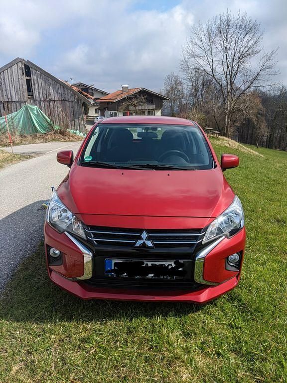 Gebraucht Mitsubishi Space Star Select 71 PS (52 kW) 2024 Rot Kleinwagen