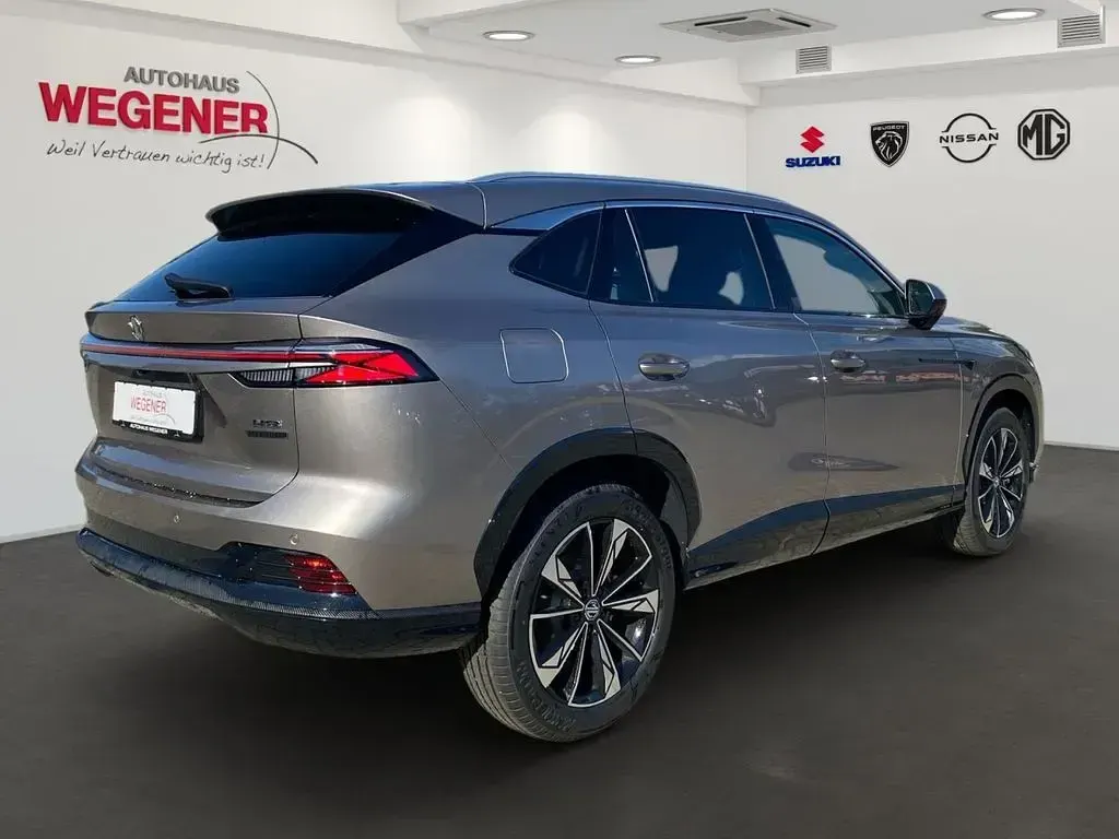 Gebraucht MG HS Luxury 224 PS (164 kW) 2025 Sterling silver SUV