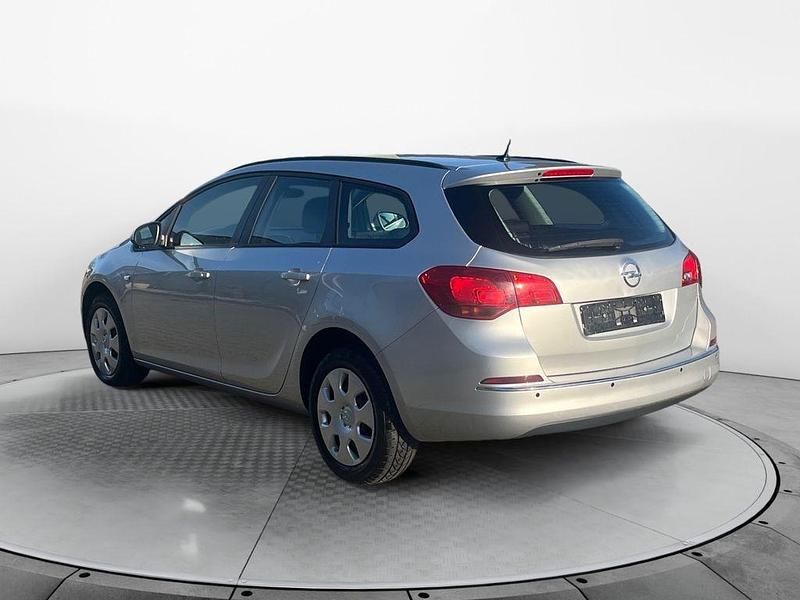 Gebraucht Opel Astra Selection 101 PS (74 kW) 2016 Silber Kombi