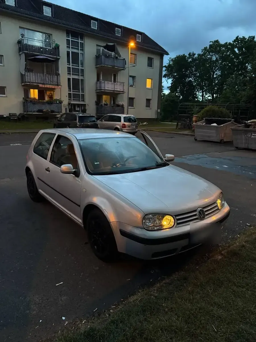 Gebraucht VW Golf III 100 PS (73 kW) 1999 Grau Limousine