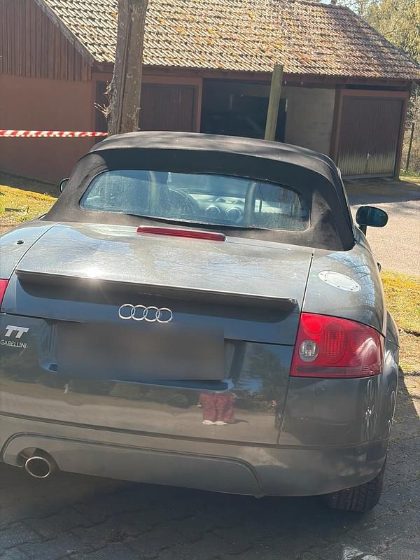 Gebraucht Audi TT Roadster 150 PS (110 kW) 2001 Grau Cabrio