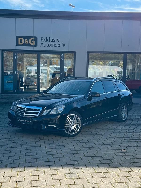 Schwarz Gebraucht 2010 Mercedes E500 Kombi | 13.900 € (Etwas zu teuer) - Bild 1/4