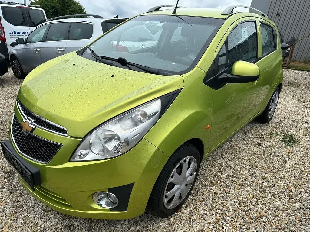 Gebraucht Chevrolet Spark LS 82 PS (60 kW) 2010 Grün Kleinwagen