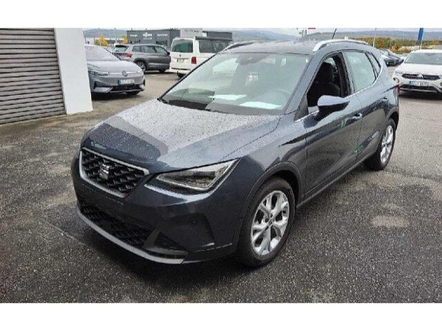 Magnetic grau metallic (metallic) Gebraucht 2024 Seat Arona FR SUV | 26.790 € (Etwas zu teuer) - Bild 1/4