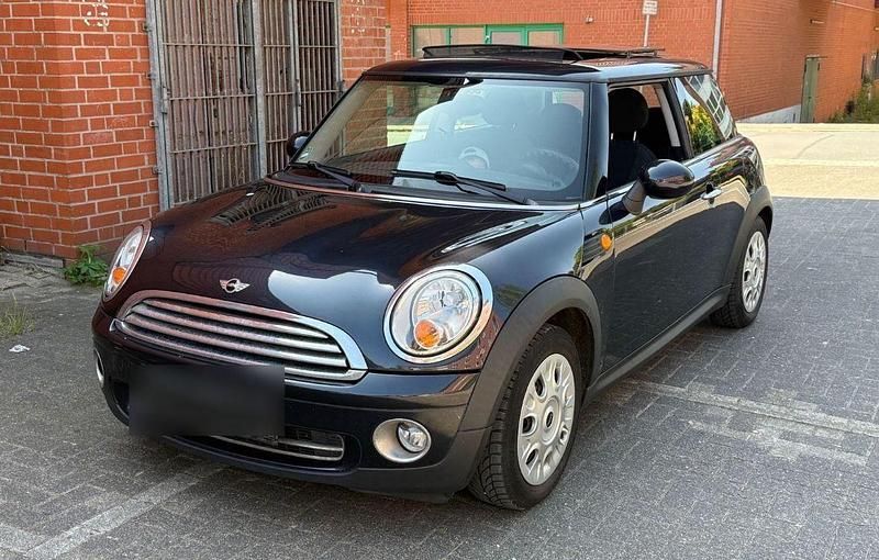 Schwarz Gebraucht 2007 Mini Cooper Coupé Coupé | 1.250 € (Superpreis) - Bild 1/4