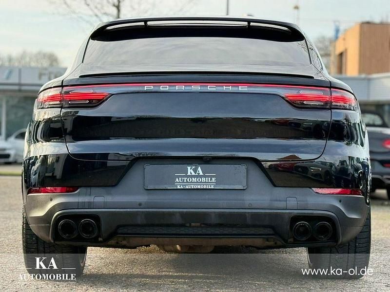 Gebraucht Porsche Cayenne Coupe Sport 340 PS (250 kW) 2019 Schwarz Coupé
