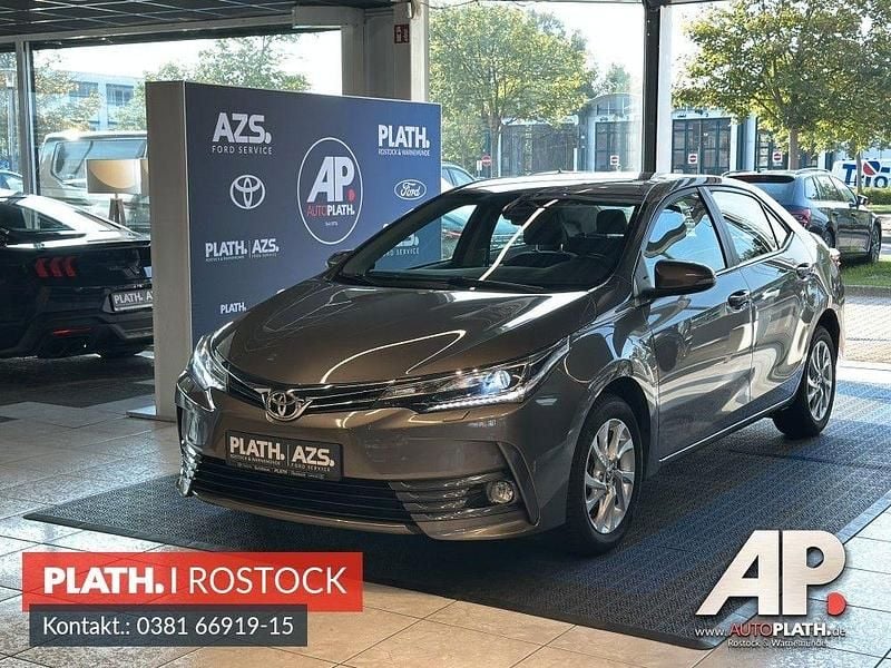 Grau Gebraucht 2017 Toyota Corolla Edition Limousine | 16.490 € (Fairer Preis) - Bild 1/4