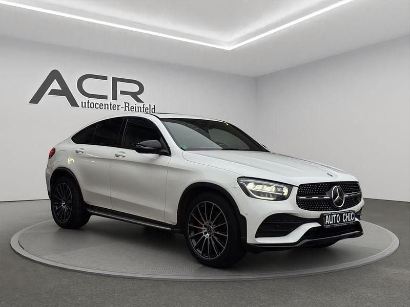 Gebraucht Mercedes GLC300 AMG 245 PS (180 kW) 2019 Weiß Limousine