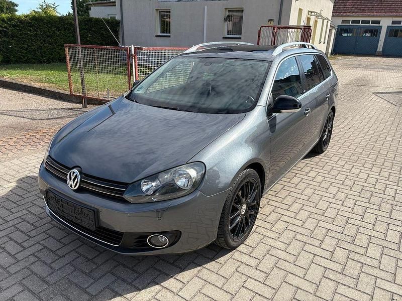 Gebraucht VW Golf VI Style 122 PS (89 kW) 2012 Grau Kleinwagen