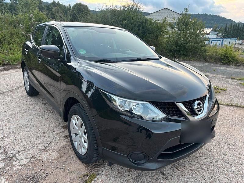 Schwarz Gebraucht 2016 Nissan Qashqai SUV | 9.800 € (Guter Preis) - Bild 1/4
